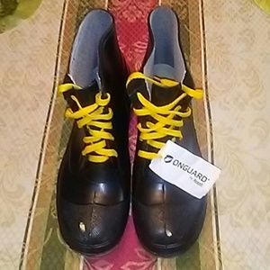NEW SIZE 12 ONGUARD STEEL TOE BOOTS/STEEL SHANK